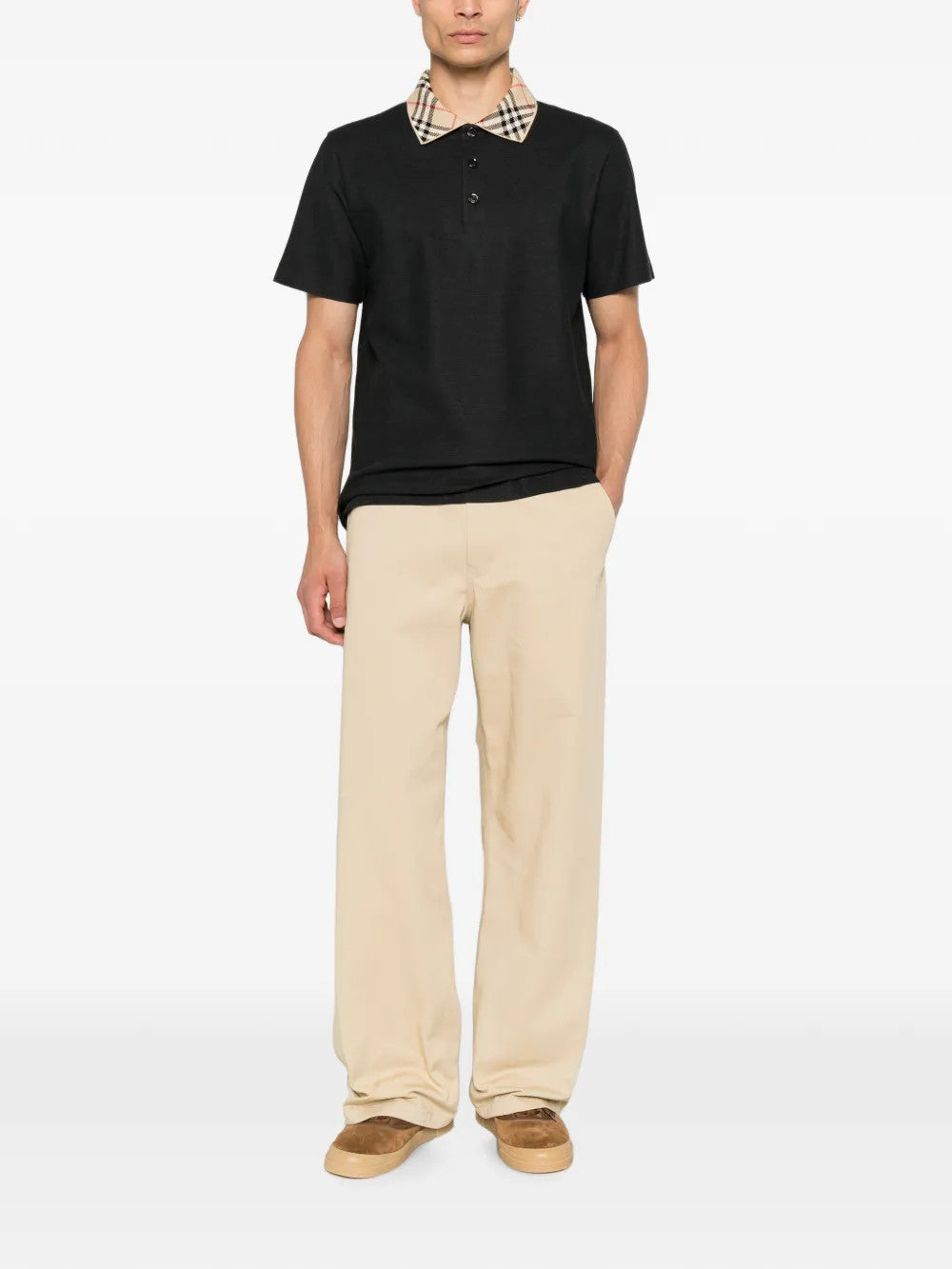 Black t-shirt, full body view