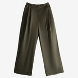 Green pants,front view