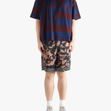 Blue t-shirt, full body view