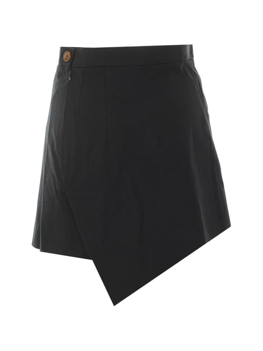 Black skirt, front view