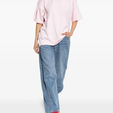 Pink t-shirt, full body view