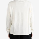 White t-shirt, full body view