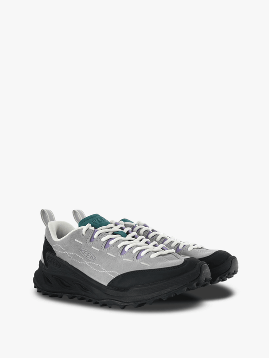Grey shoes, front view