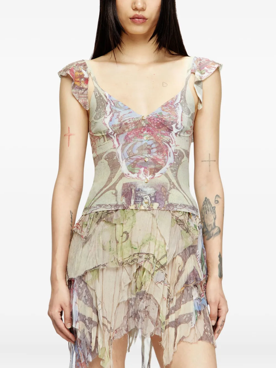 Brown knitwear worn by a person, showing the knitwear's fit