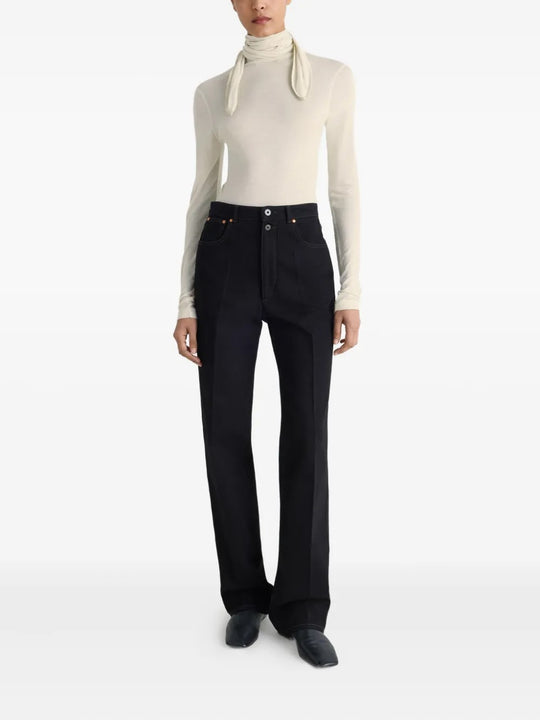 White top, full body view