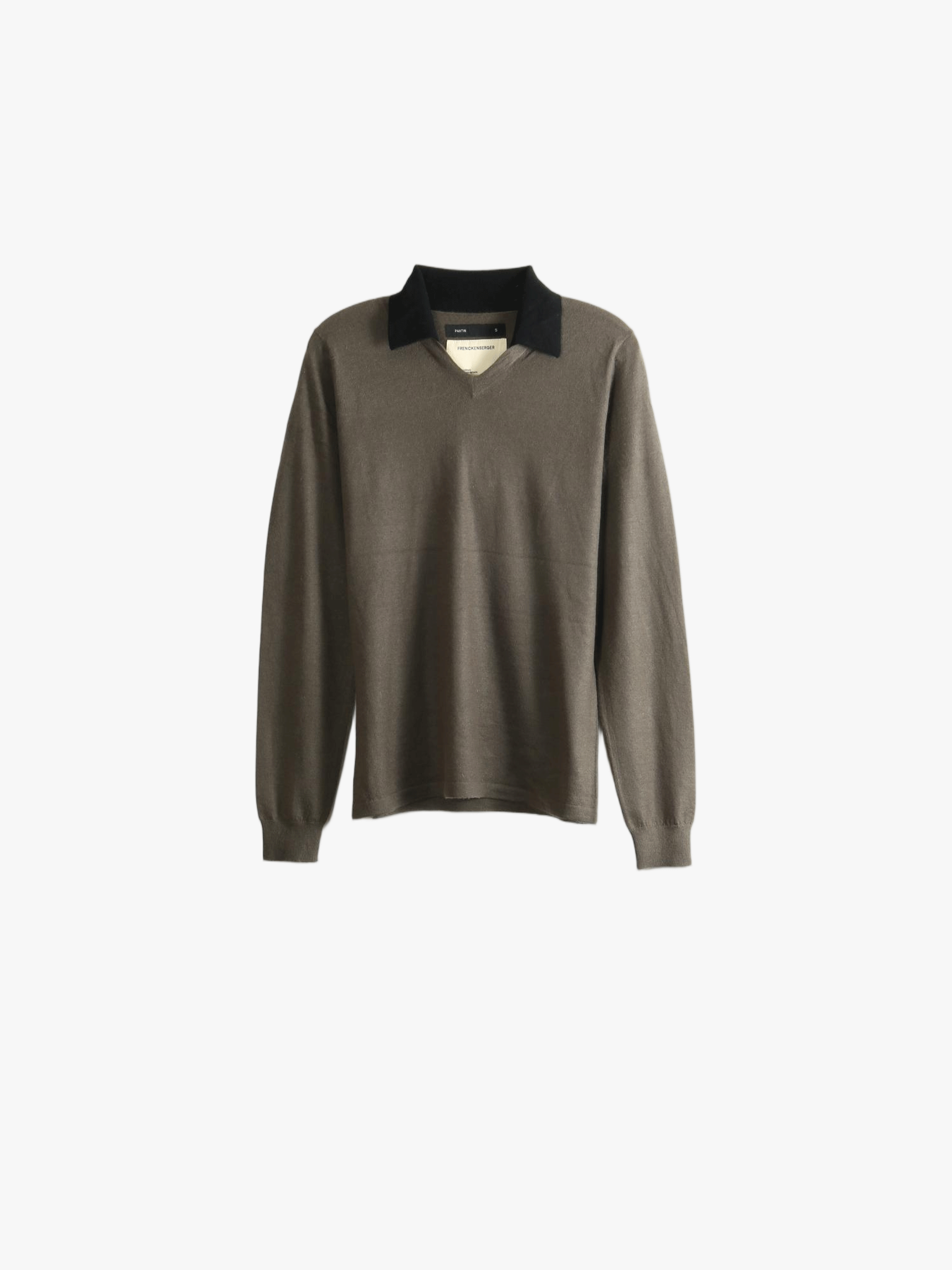 Green t-shirt, front view