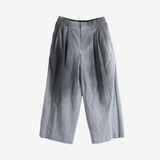 Grey pants, front view
