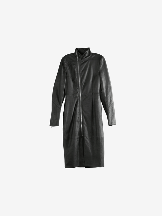 Black coat, front view