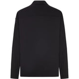Black shirt, back view