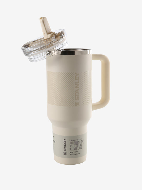 White cup,front view