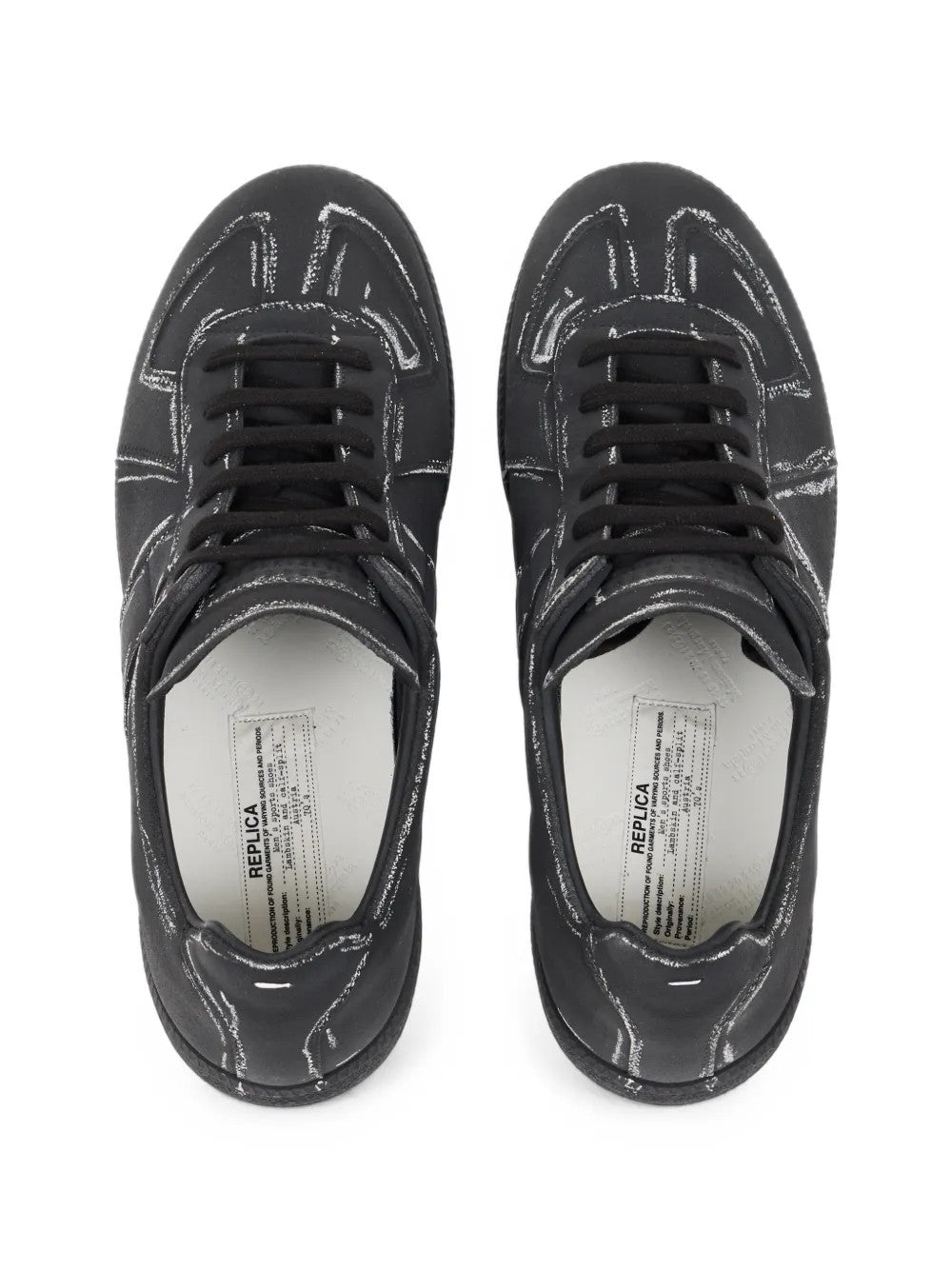 Black shoes, front view