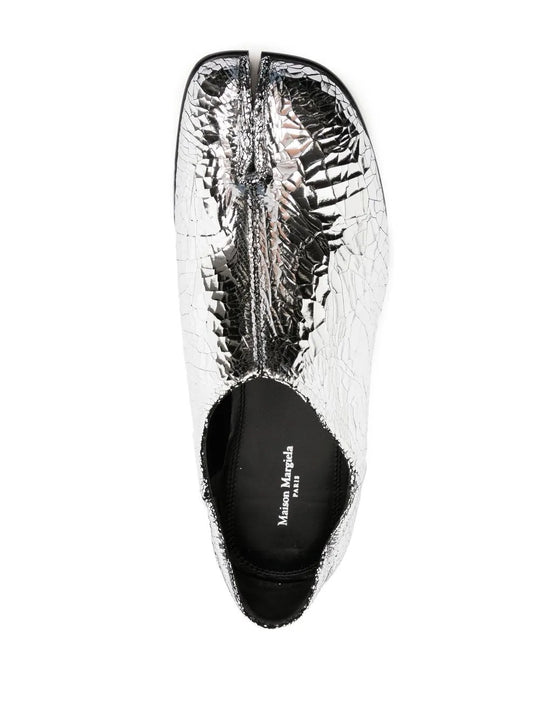 White shoes, front view
