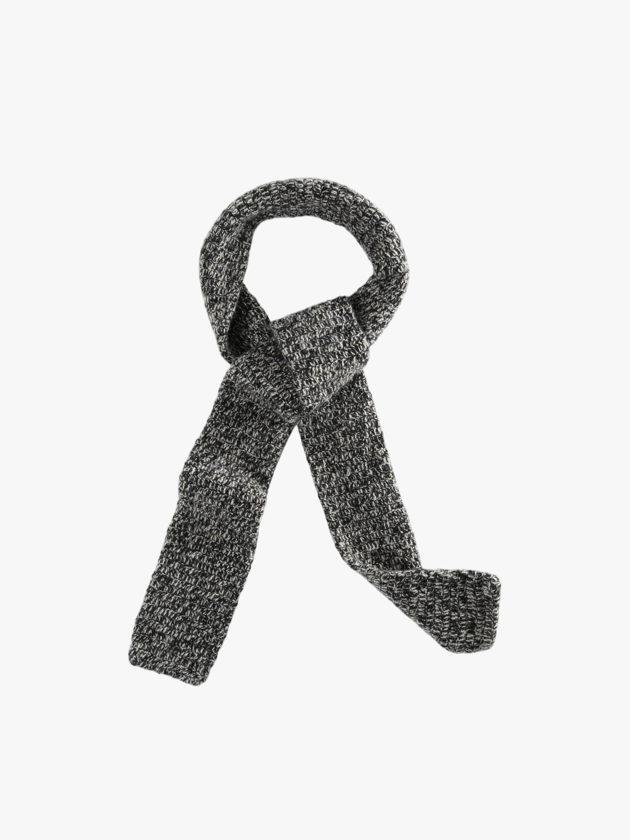 Grey scarf, front view