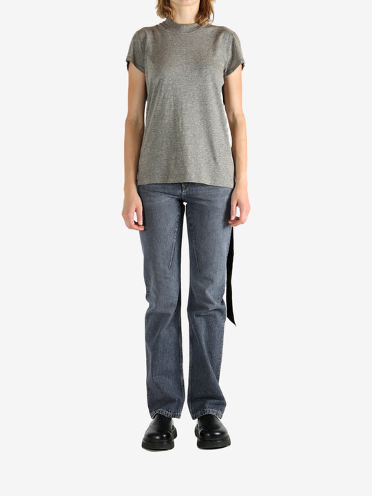 Grey t-shirt, full body view