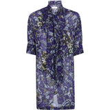 Purple shirt, front view