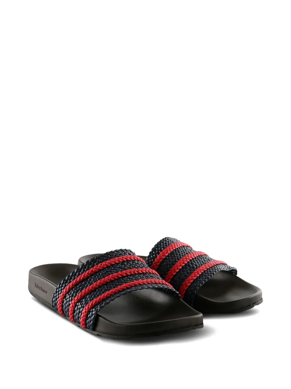 Black sandals,side view