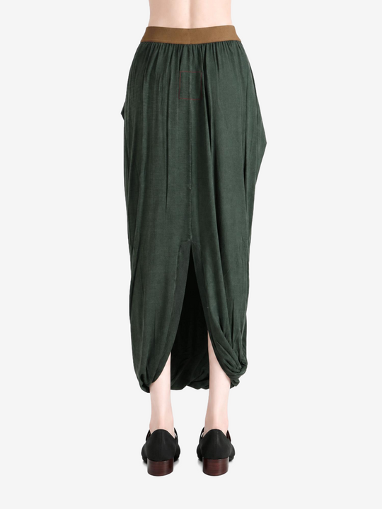 Green skirt, front view