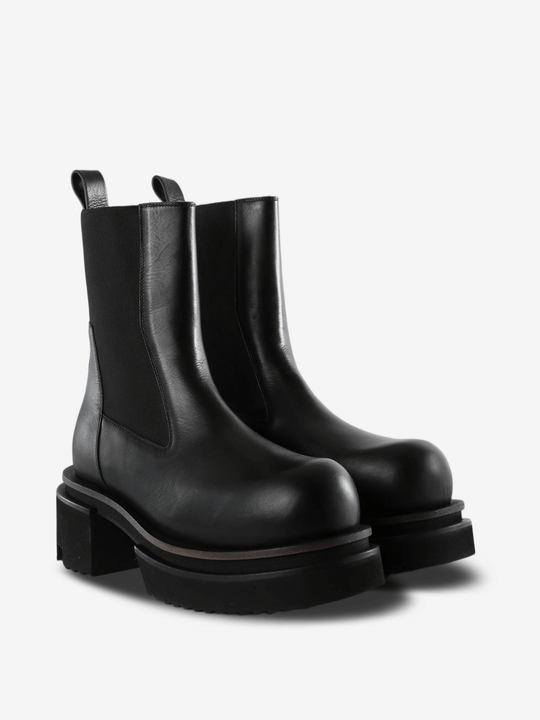 Black boots, front view