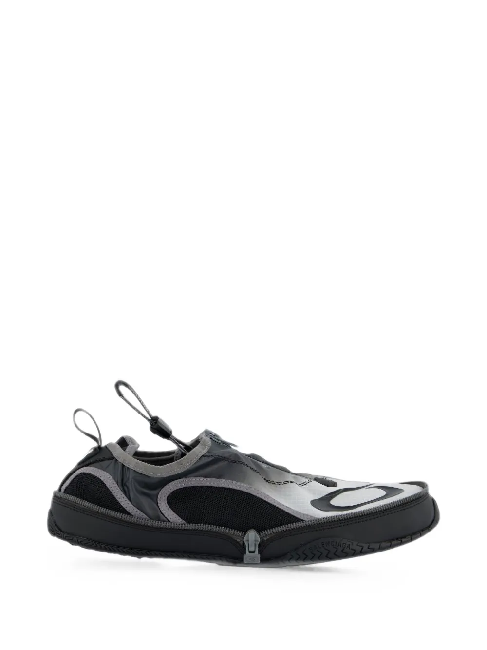Black shoes, front view