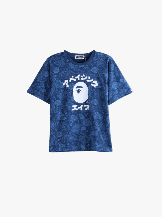 Blue t-shirt,front view