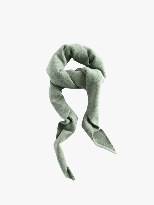 Green scarf, front view
