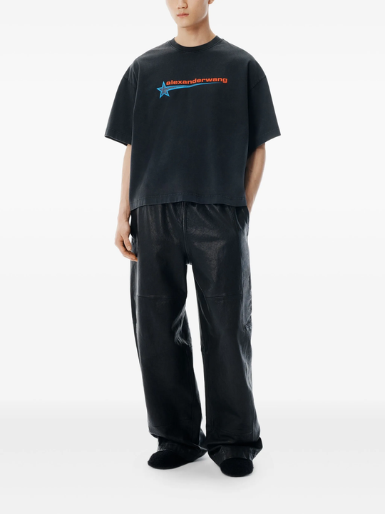 Black shirt, full body view