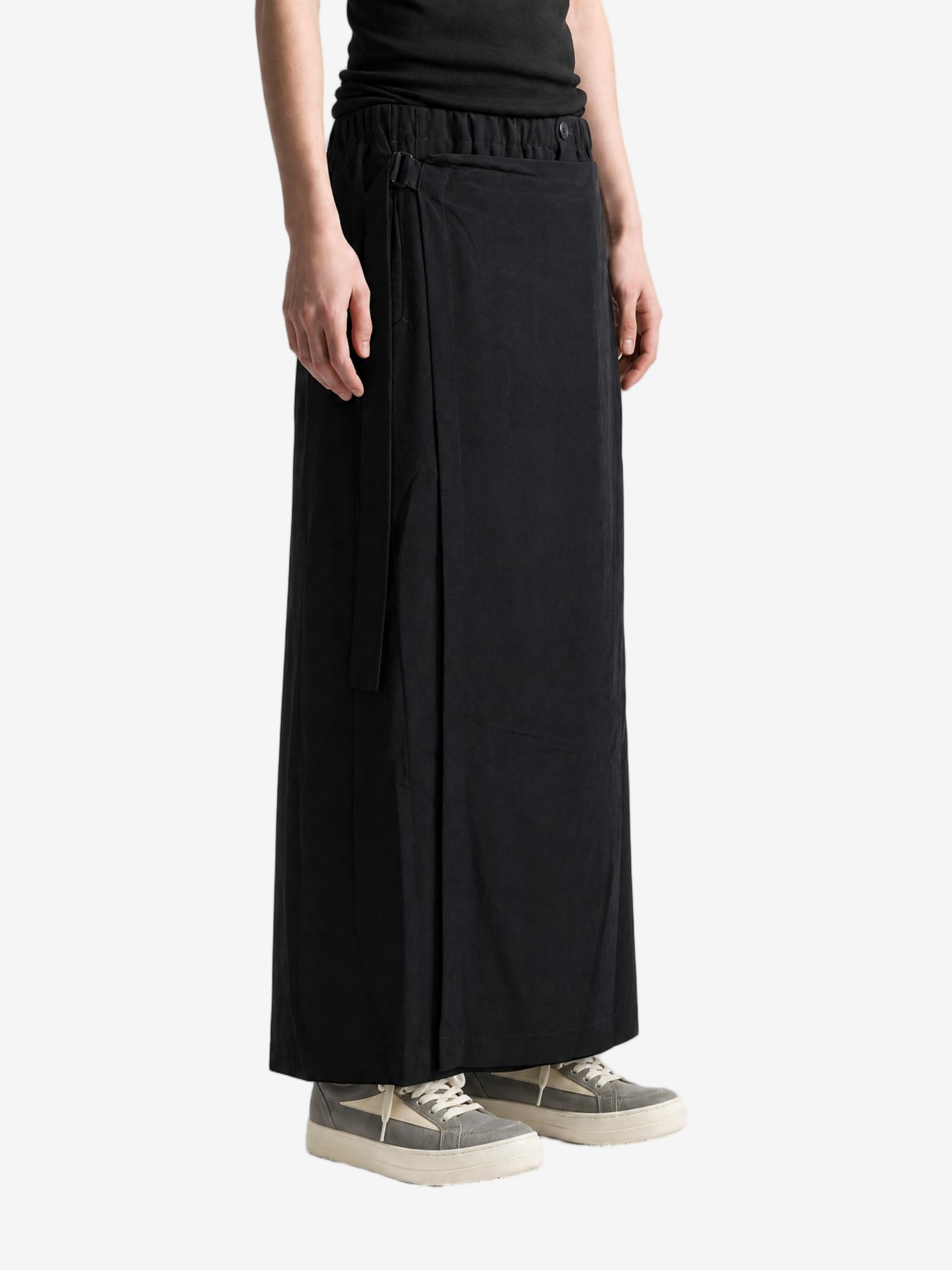 Black pants, full body view