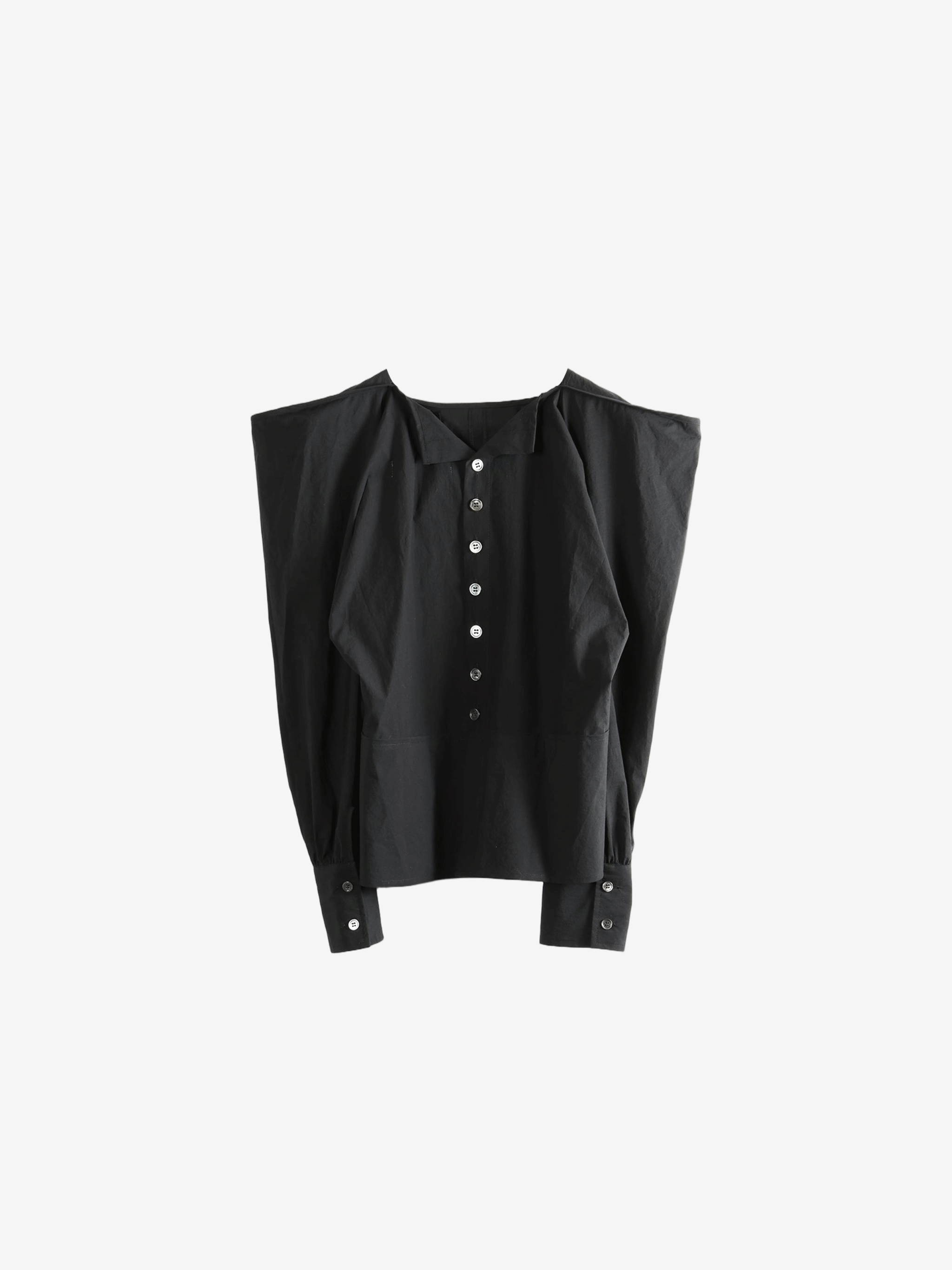 Black shirt, front view