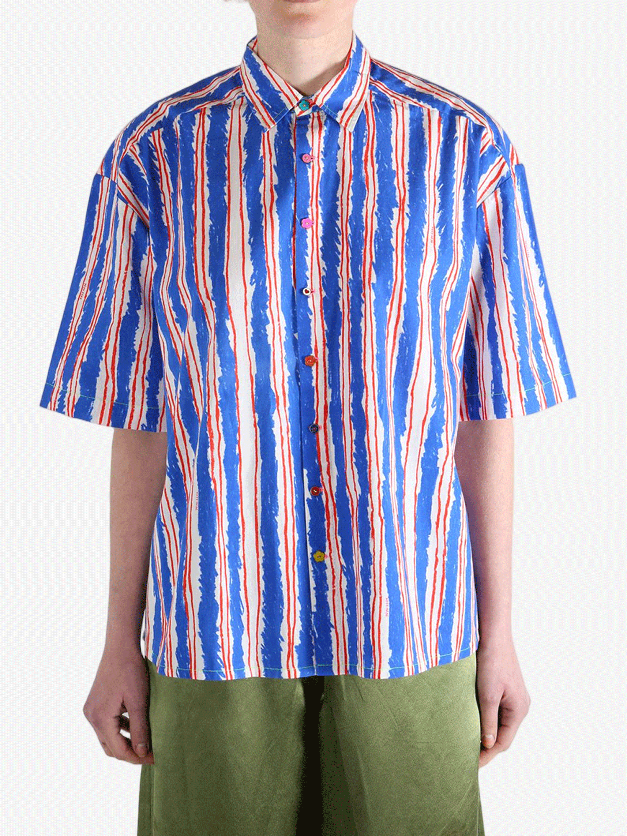 Blue shirts worn by a person, showin the shirt's fit