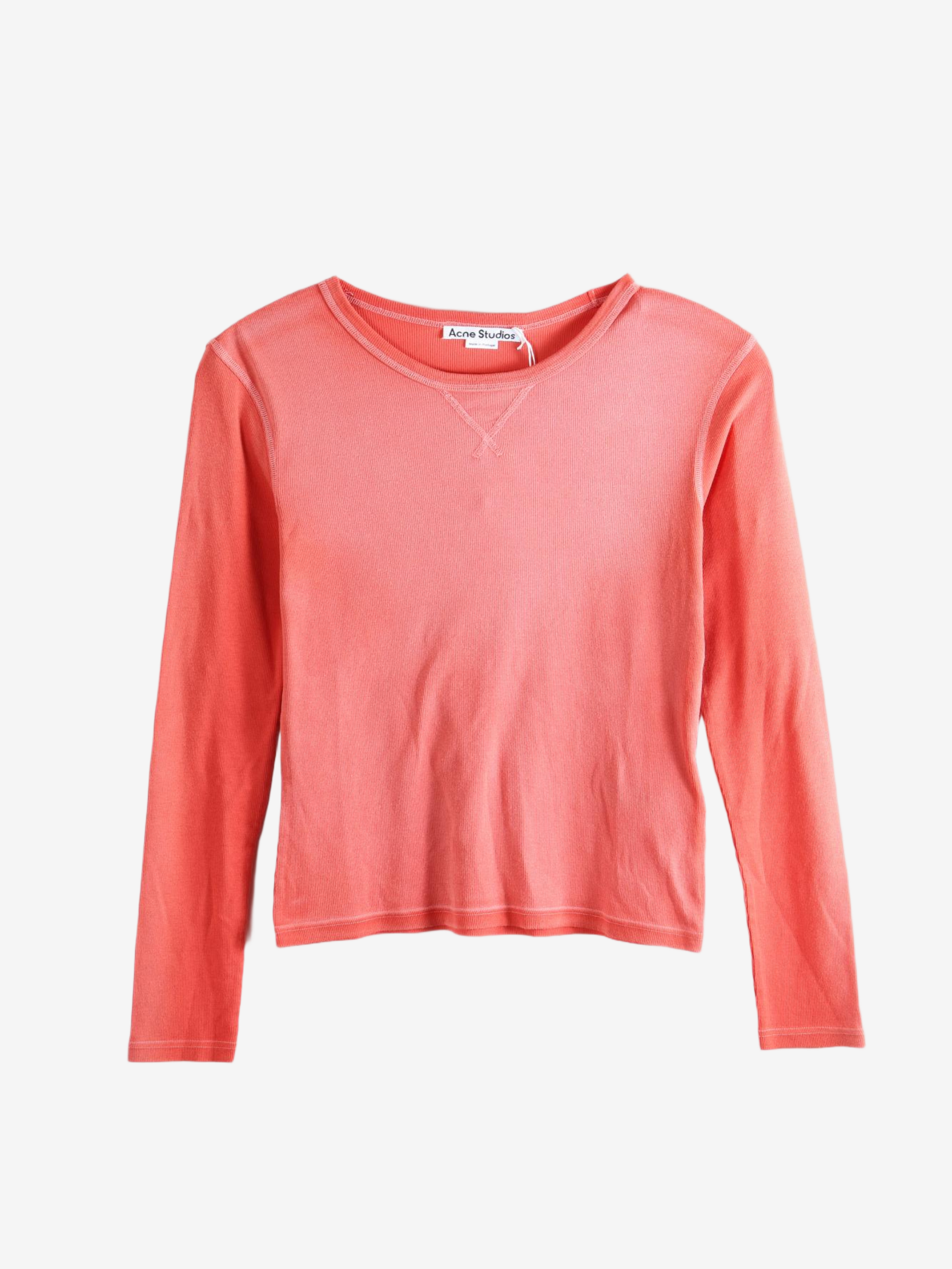 Red t-shirt, front view