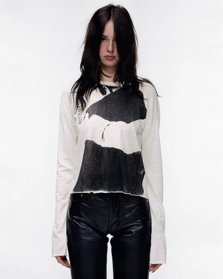 Tan t-shirt, full body view