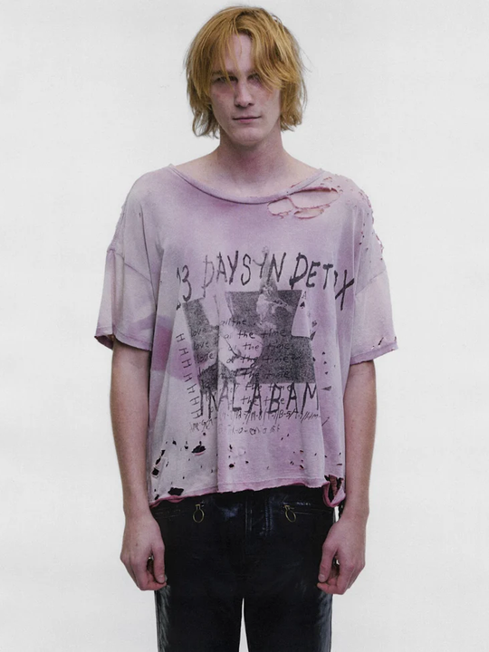 Purple t-shirt, full body view