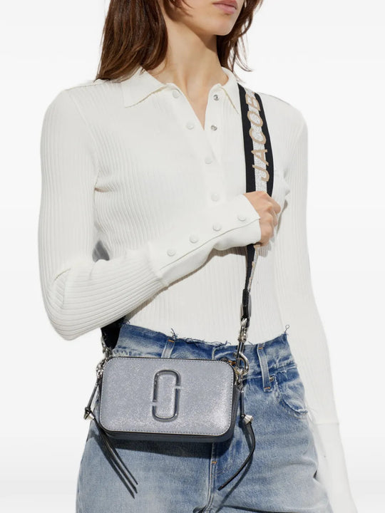 Grey bag, front view