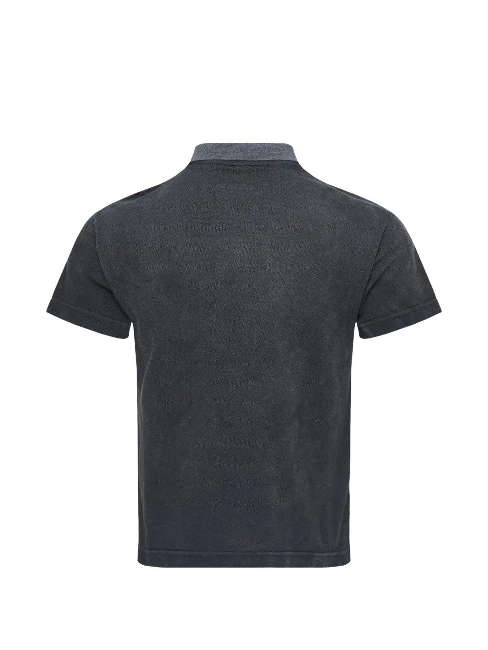 Black shirt, back view