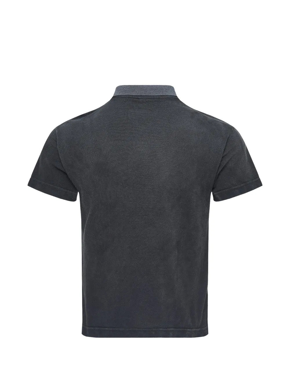 Black shirt, back view