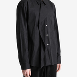 Black shirt, full body view