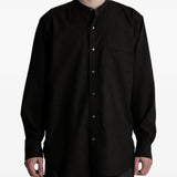 Black shirt, full body view