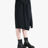 Black skirt, side view