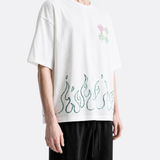 White t-shirt, full body view
