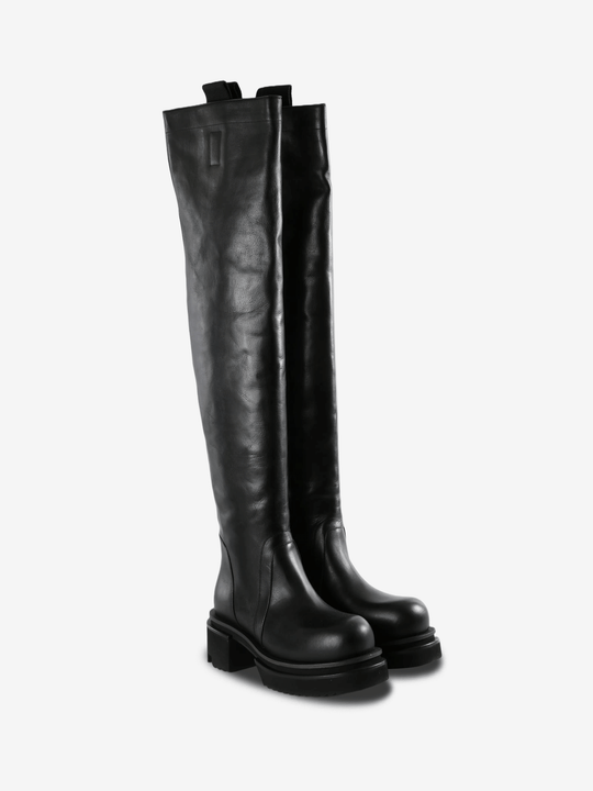 Black boots, front view