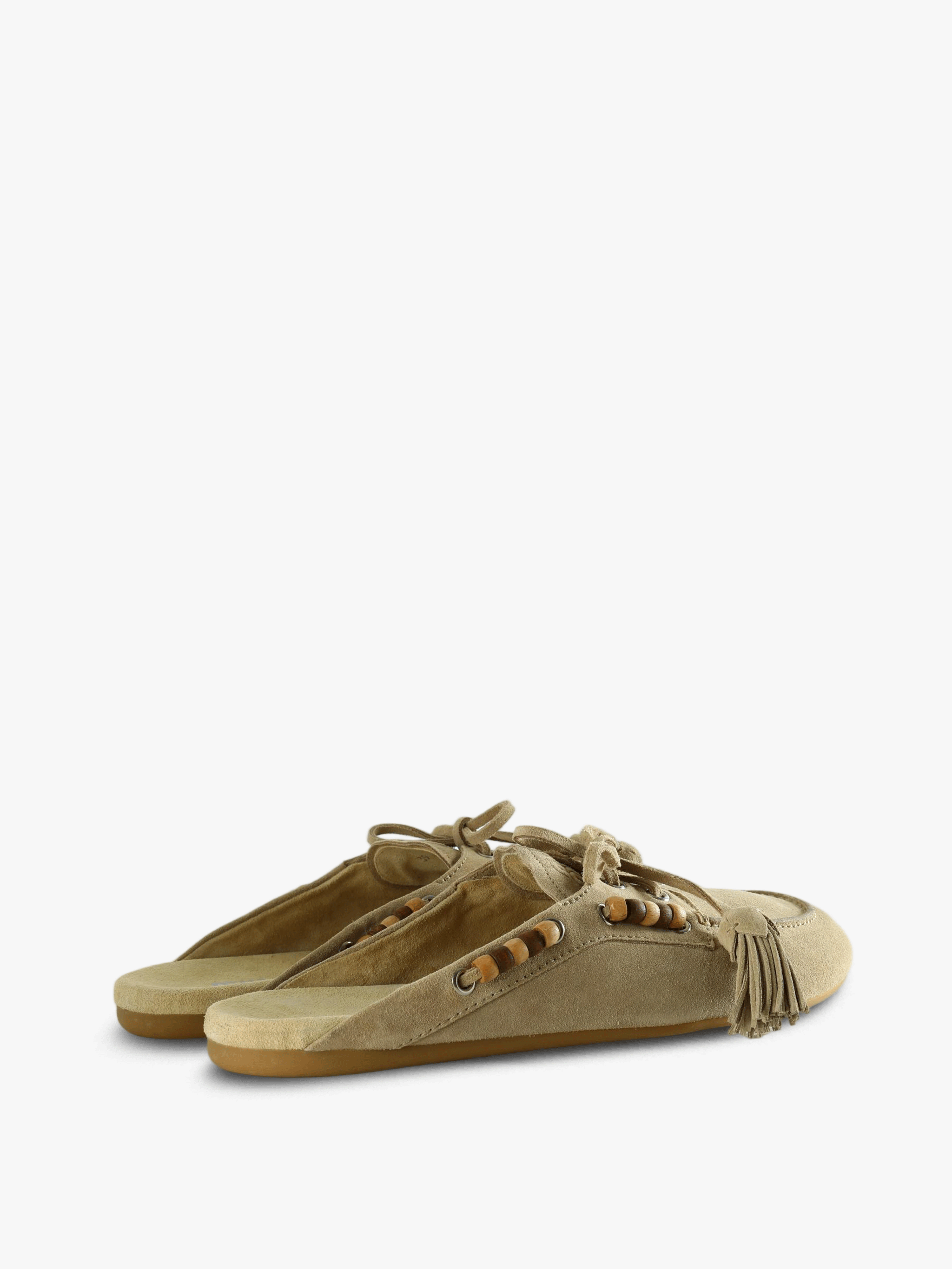 Tan shoes, front view