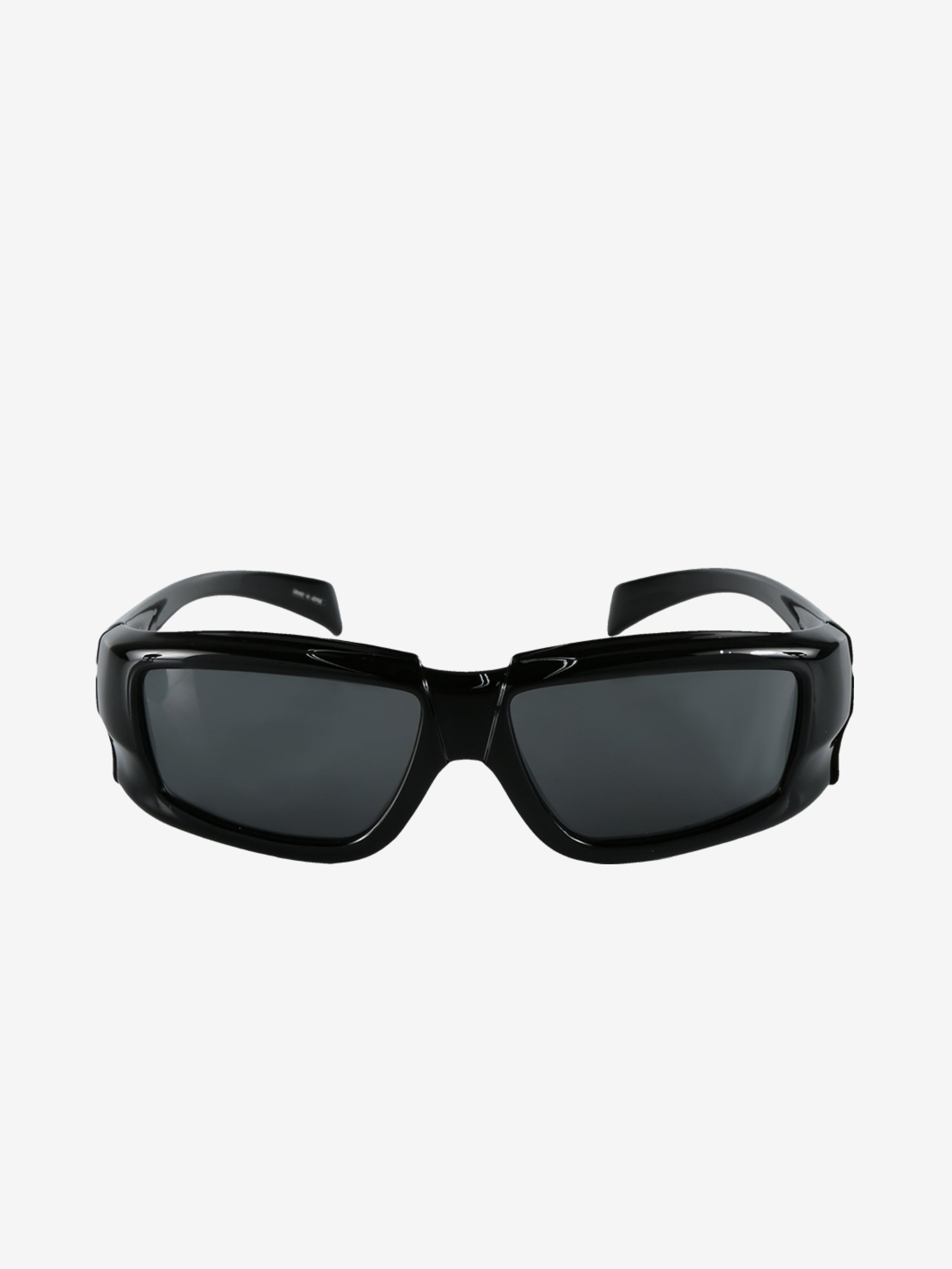 Black eyewear,front view
