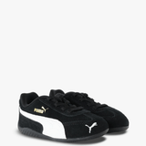 Black shoes, front view
