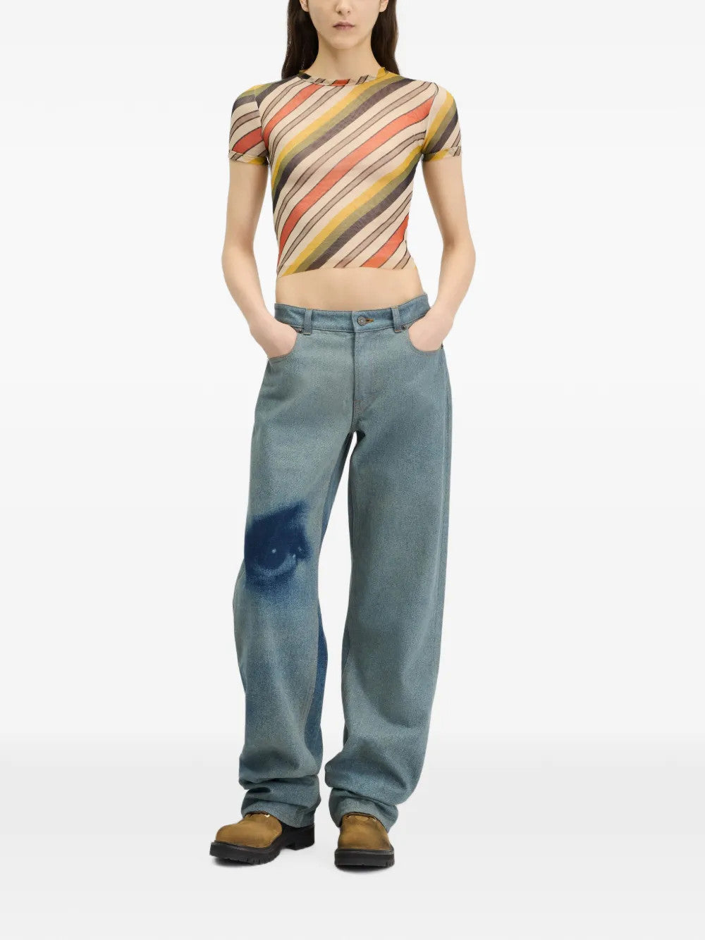 Orange t-shirt, full body view