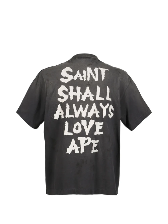 Grey t-shirt, back view