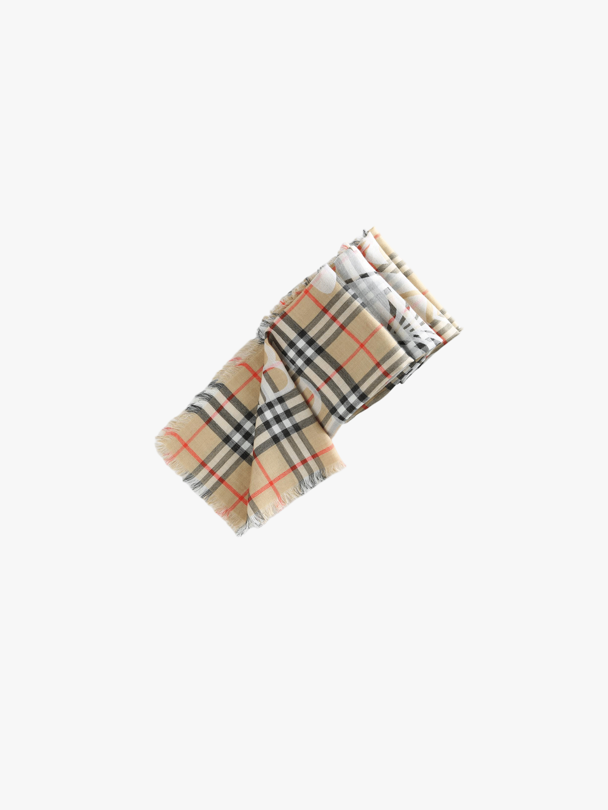 Plaid scarf,front view