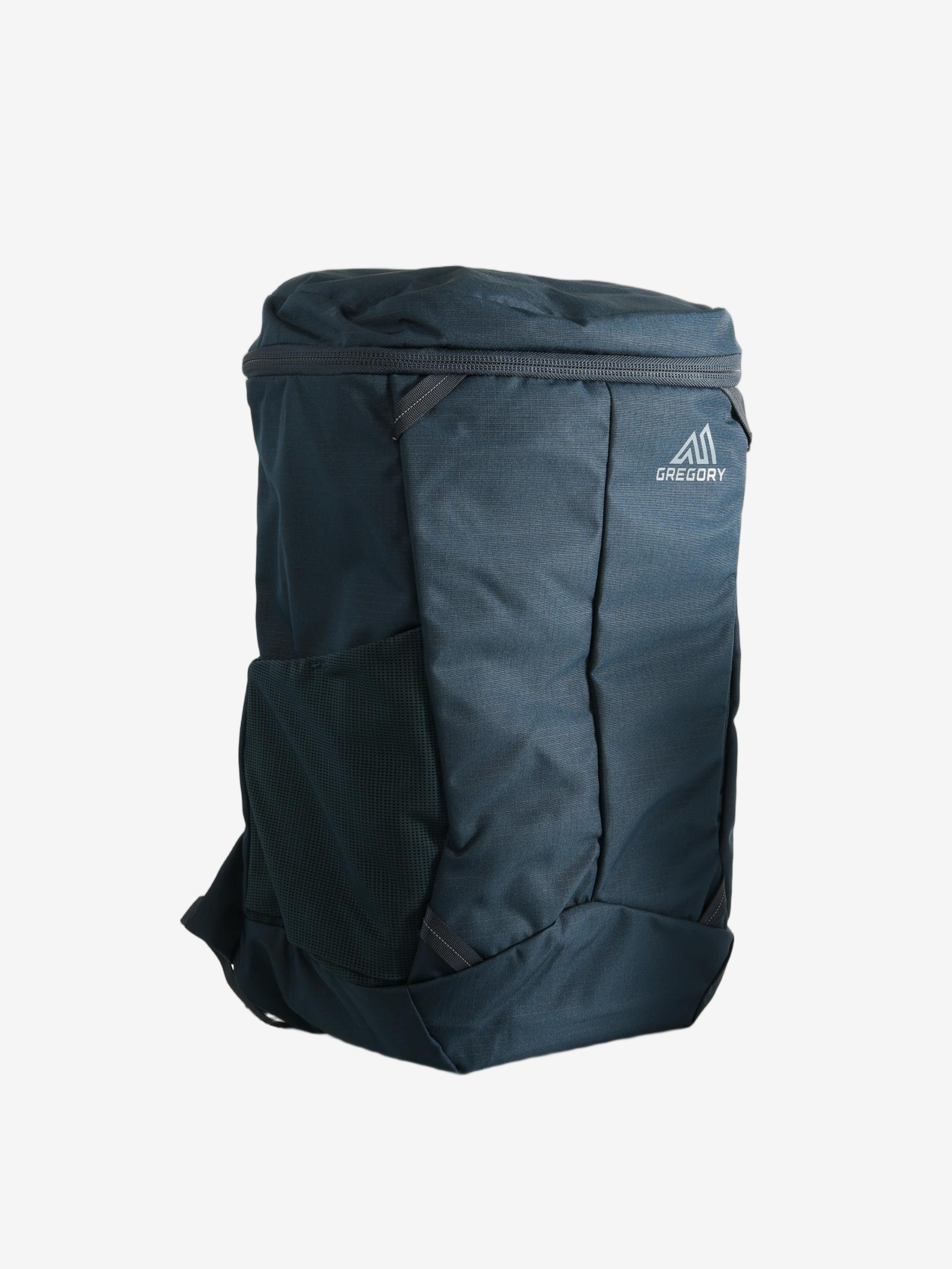 Navy bag, front view