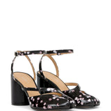 Black sandals, front view