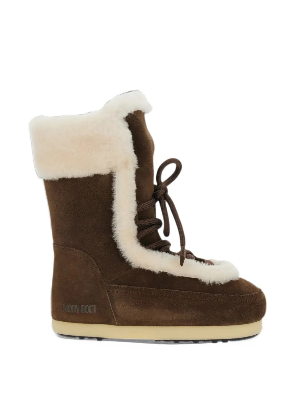 Brown boots, front view