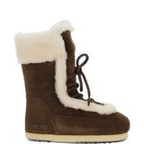 Brown boots, front view